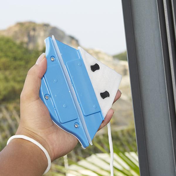 Double-Sided Magnetic Window Cleaner