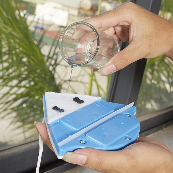 Double-Sided Magnetic Window Cleaner